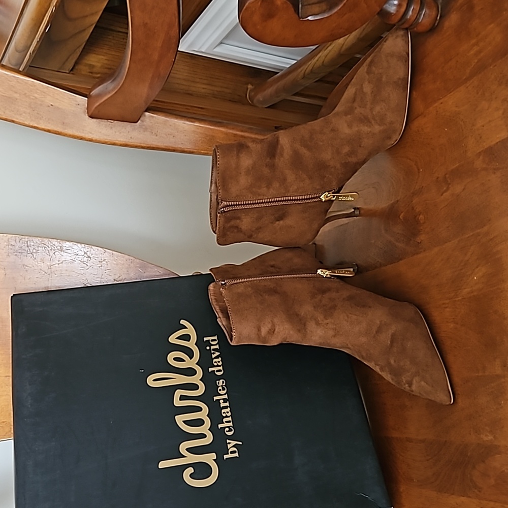 Booties Chestnut Brown